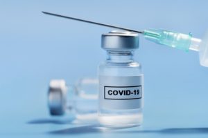 Planos de saúde deverão pagar vacina contra Covid-19 para seus beneficiários?