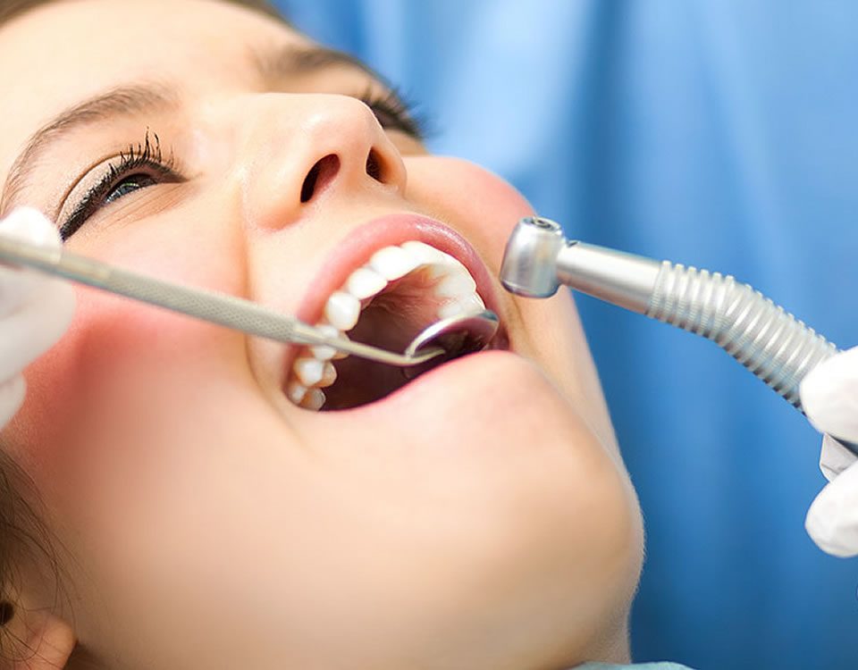 Procedimentos odontológicos de qualidade oferecidos pelo Plano Amil Dental.